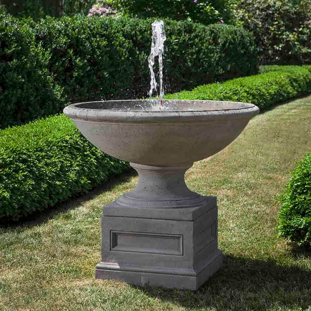 Campania International Condotti Fountain