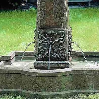 Campania International Palazzo Obelisk Fountain