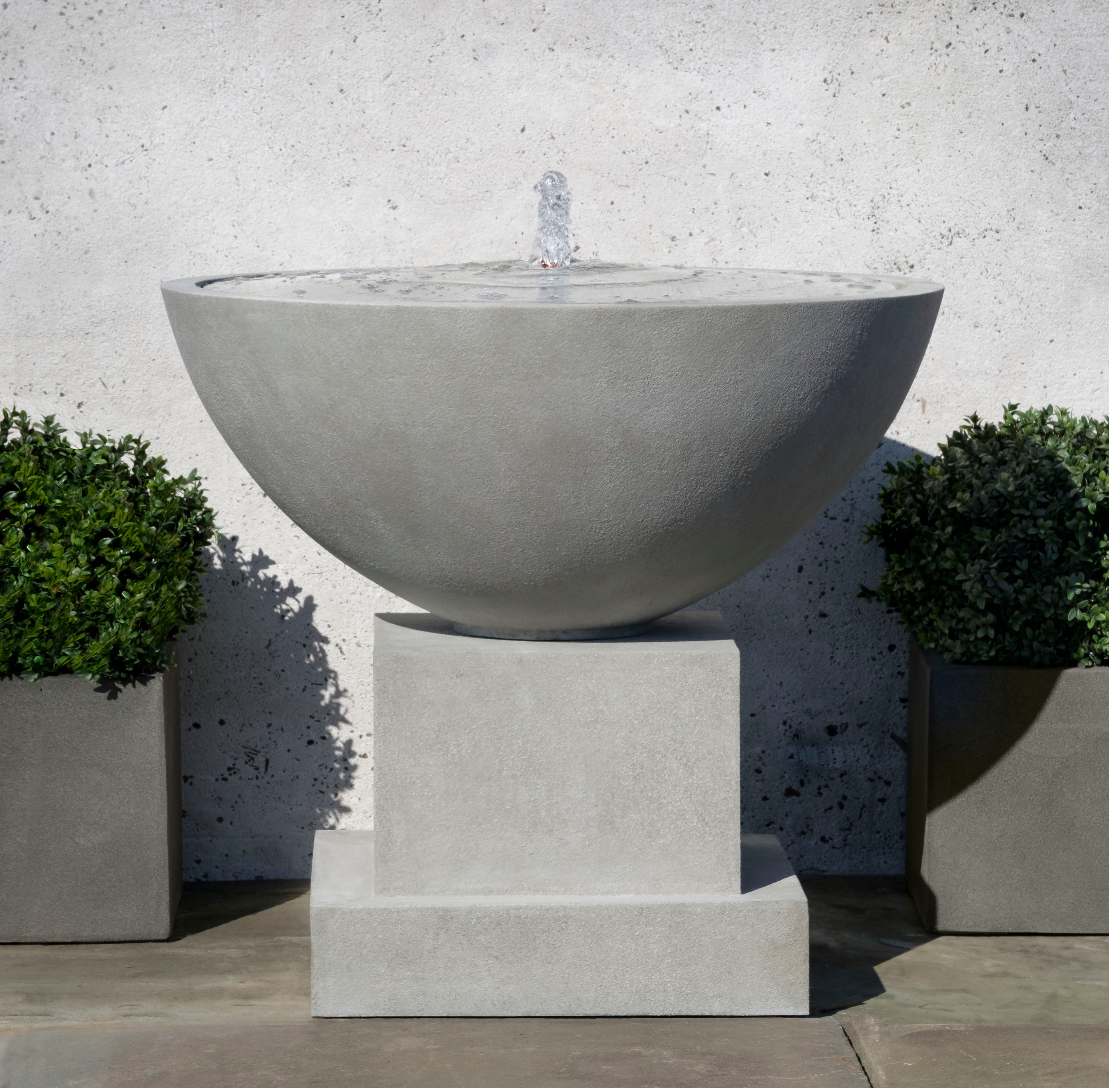 Campania International Darien Plinth Fountain