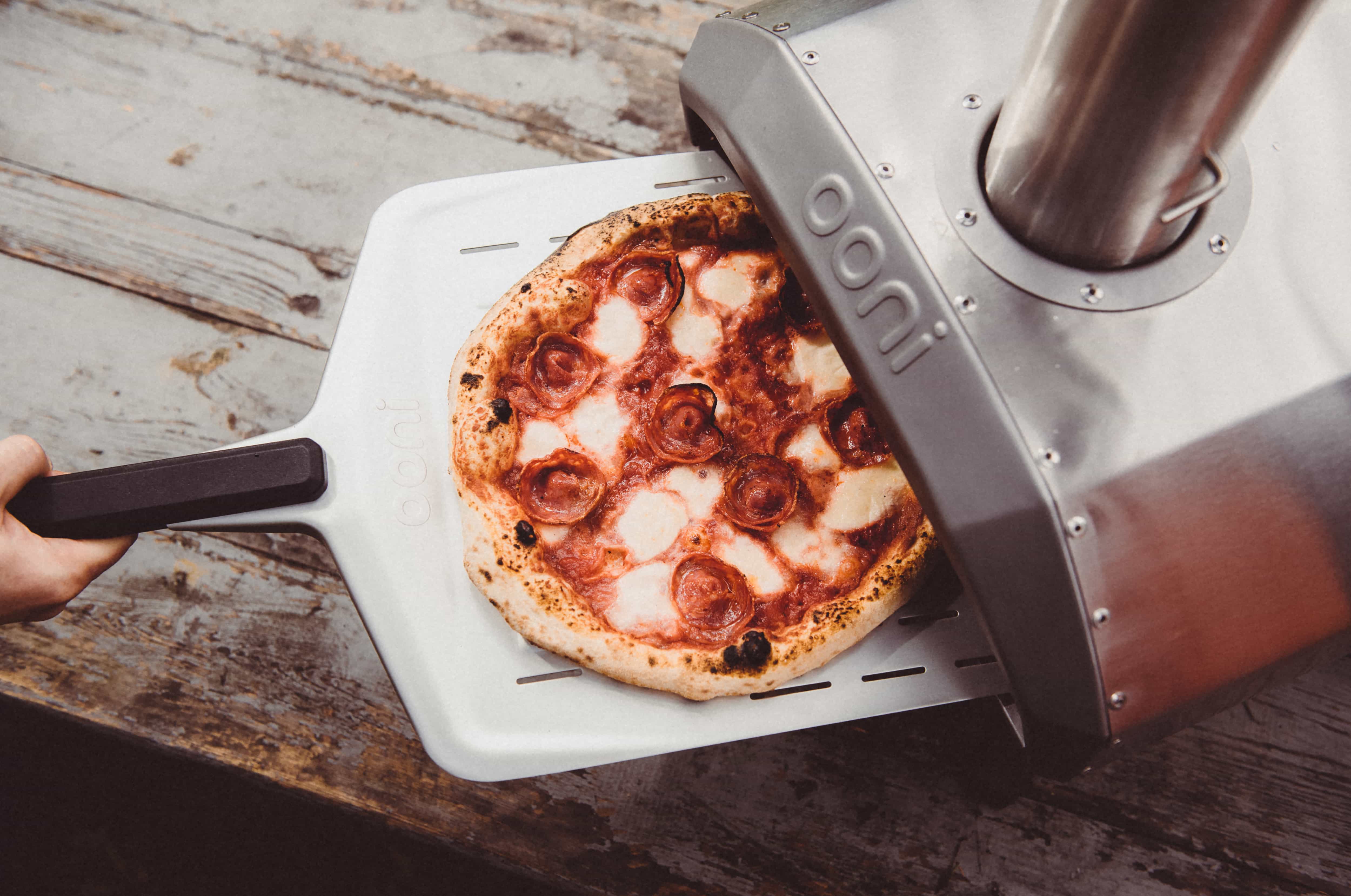 Ooni Karu 12 Multi-Fuel Pizza Oven